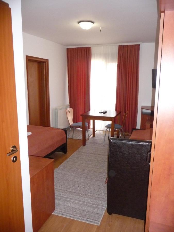 Sobe Rooms Aleksandar Ni Extérieur photo